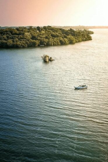 Madu River Boat Safari - Golden Ride